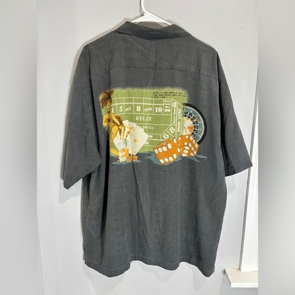 Tommy Bahama 100% Silk Gambling Print Camp Shirt Cruise‎ Vacation Resortwear XL - Picture 1 of 9